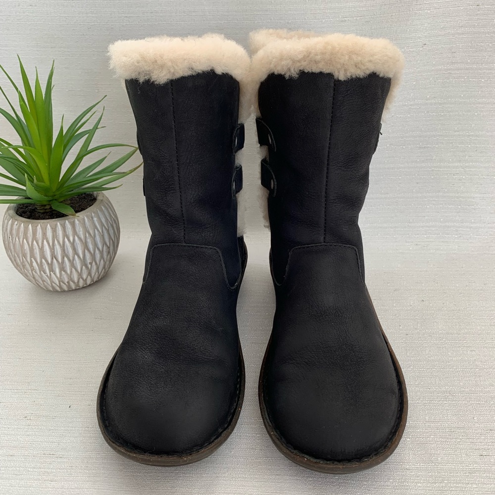 Ugg Akadia Black Suede Leather Sherpa Lined Boots Women's 8 View 2